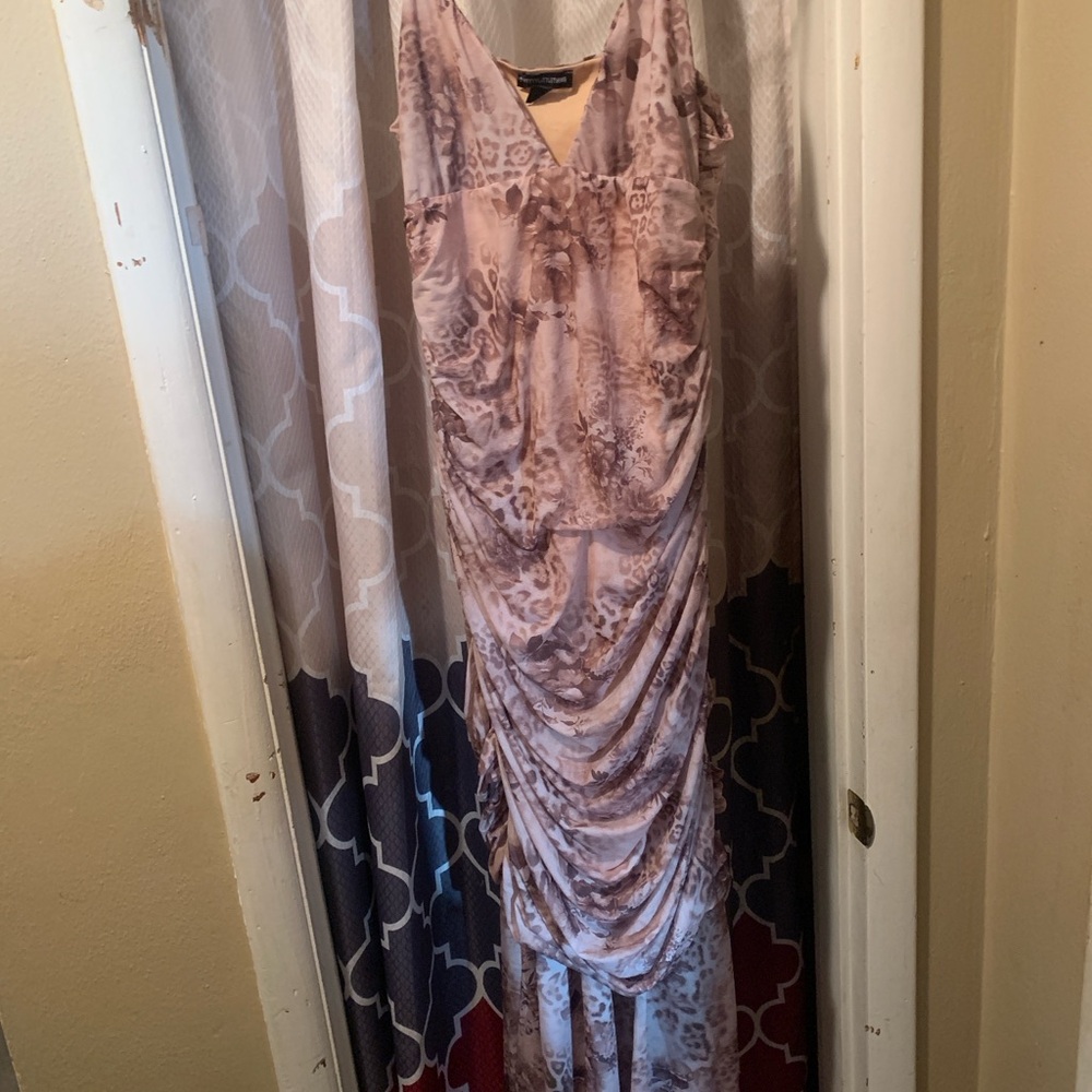 PrettyLittleThing Pink Leopard Maxi Dress